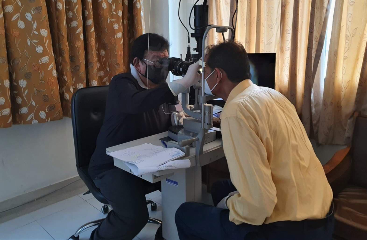 सभामुख सापकोटाको आँखाको शल्यक्रिया सम्पन्न
